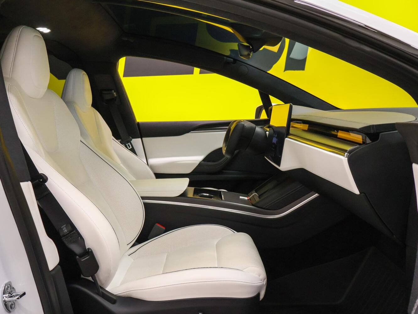 Tesla Model X vaihtoauto