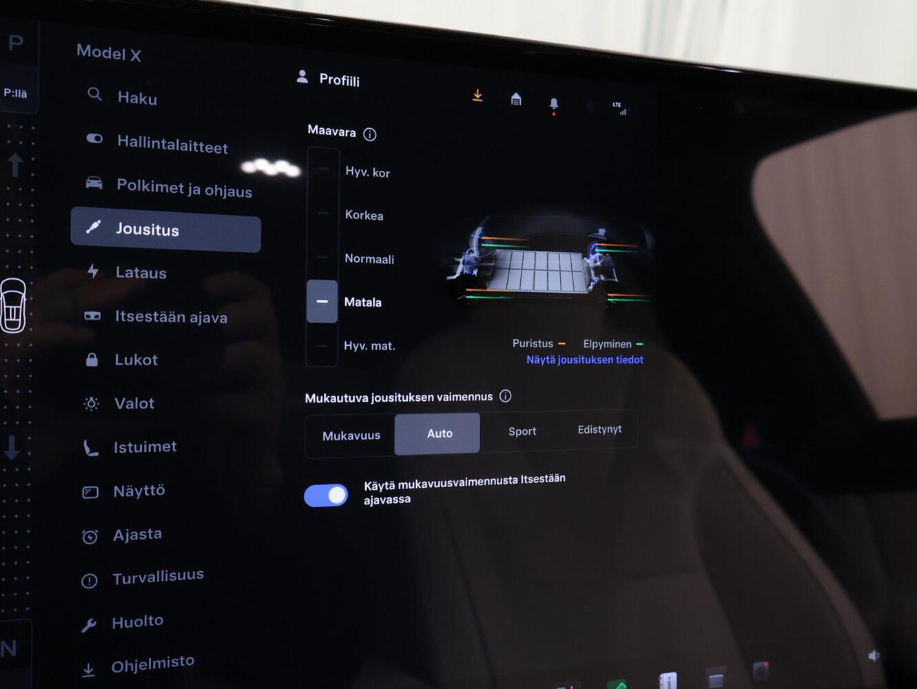 Tesla Model X vaihtoauto