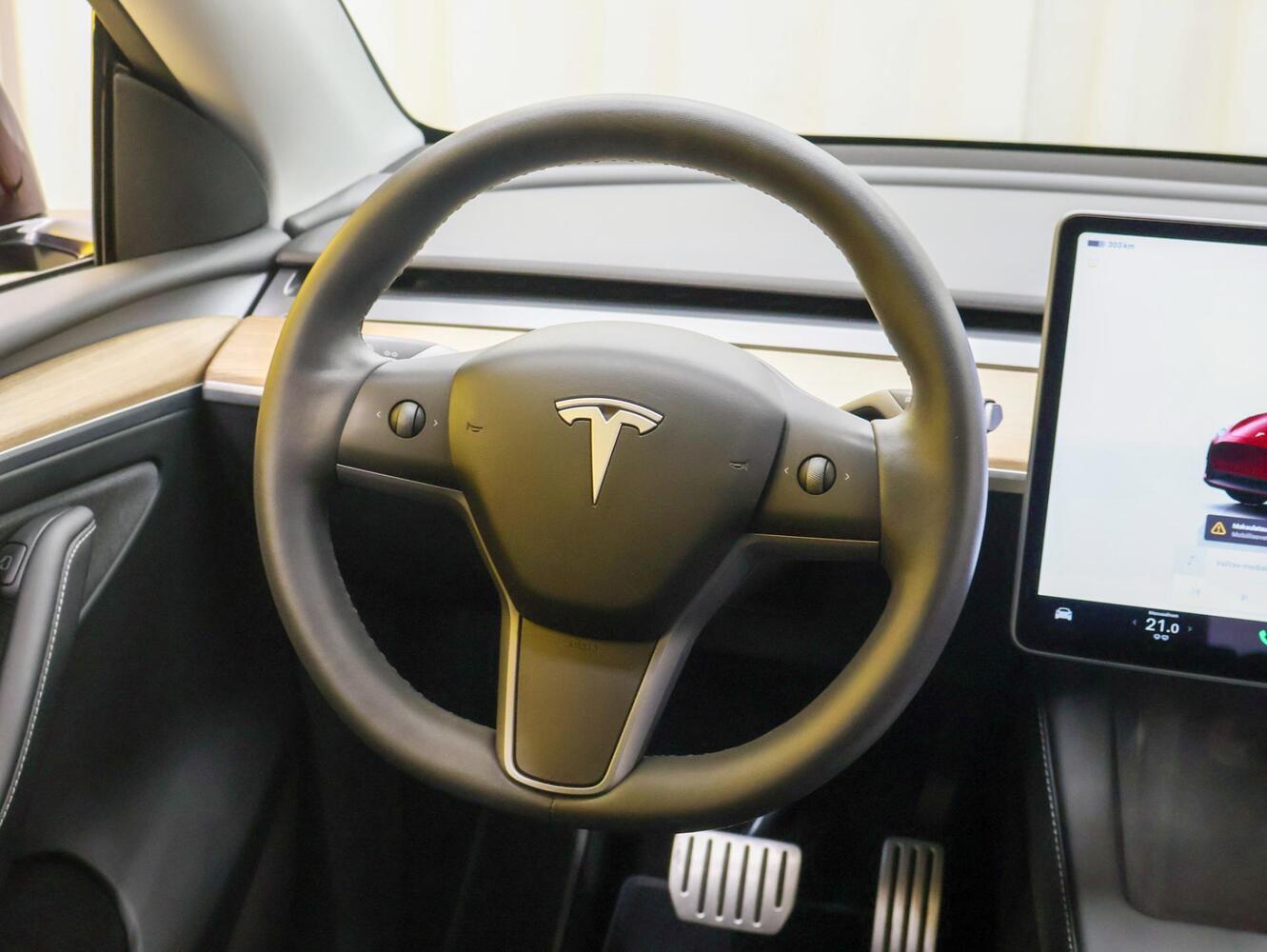 Tesla Model Y vaihtoauto