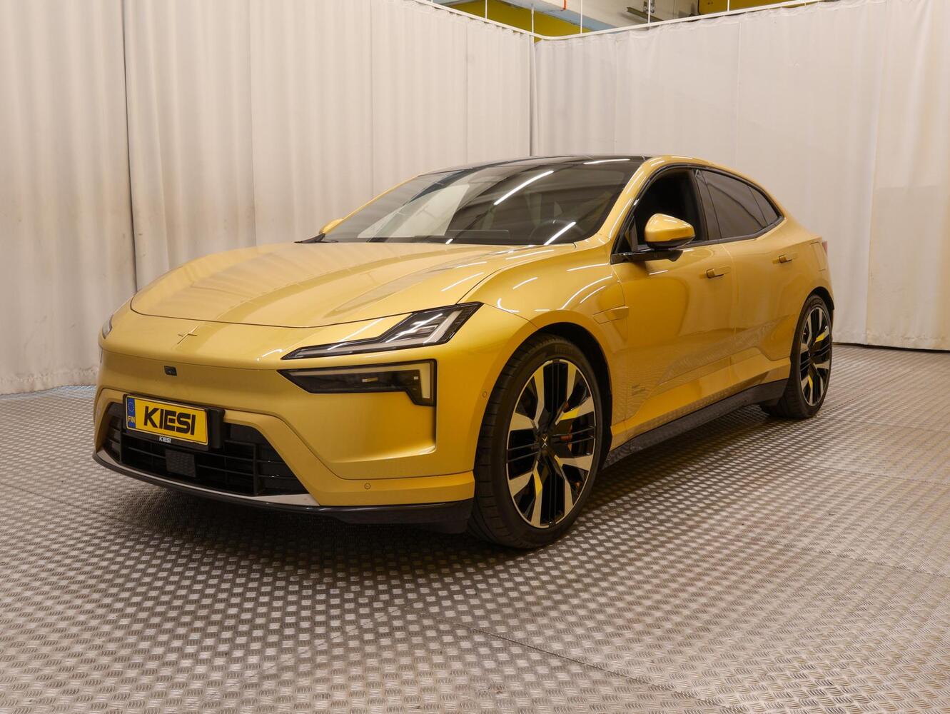 Polestar 4 vaihtoauto
