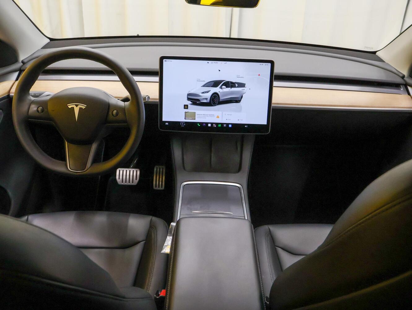 Tesla Model Y vaihtoauto