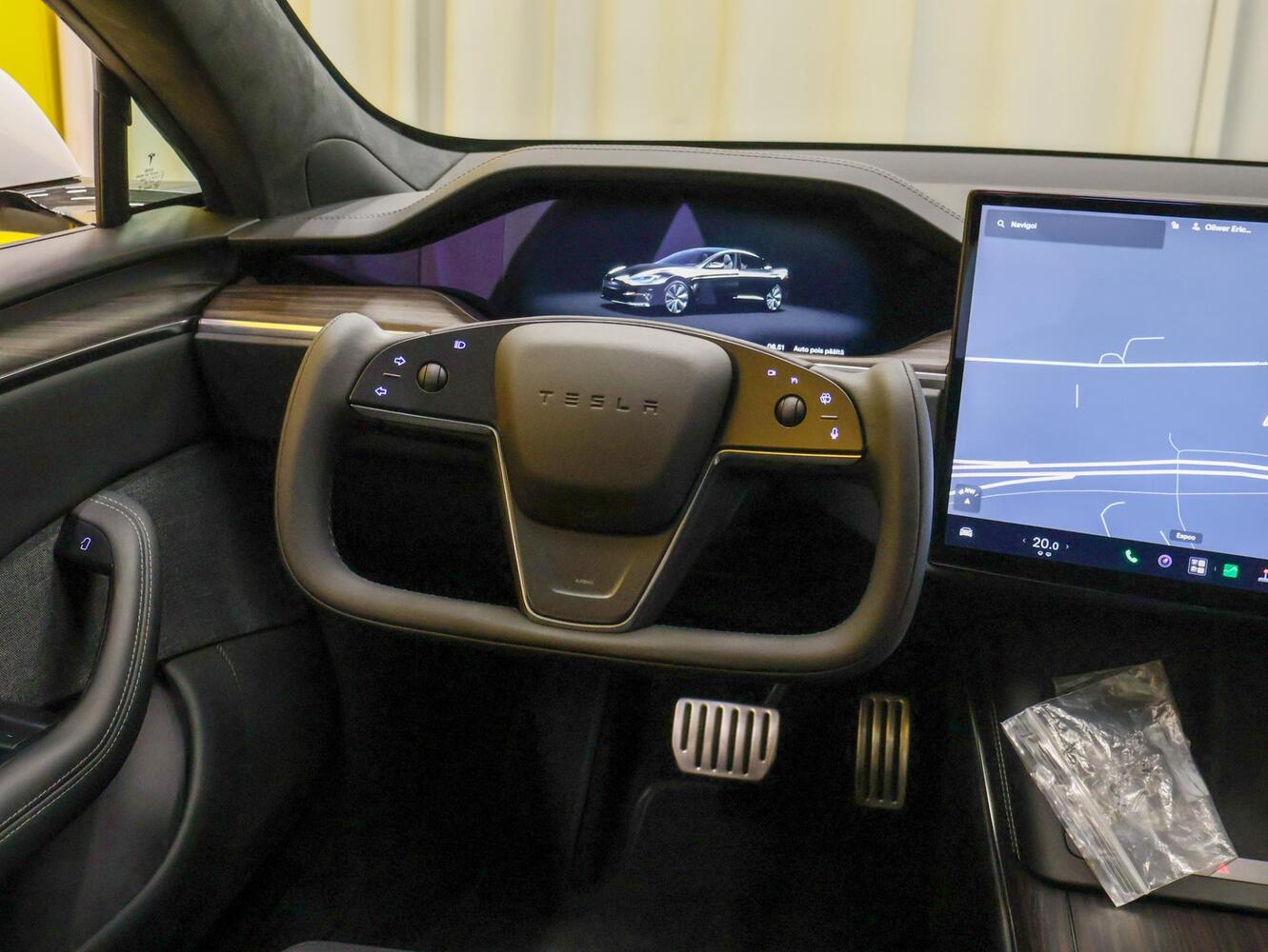 Tesla Model S vaihtoauto