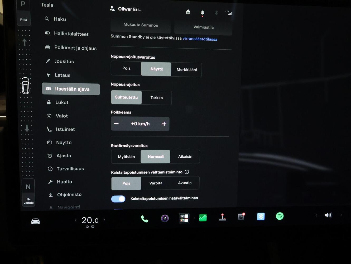 Tesla Model S vaihtoauto