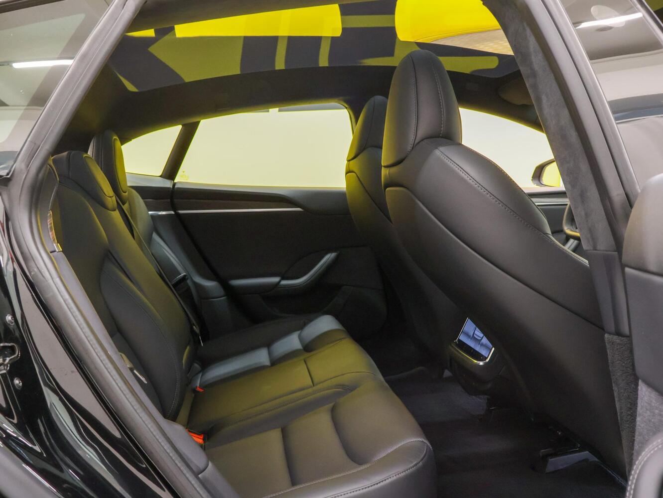 Tesla Model S vaihtoauto
