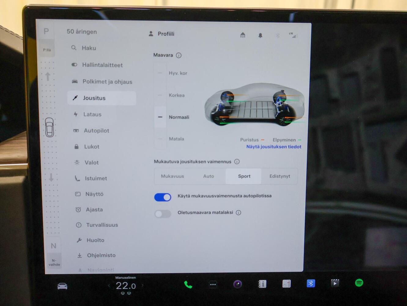 Tesla Model S vaihtoauto