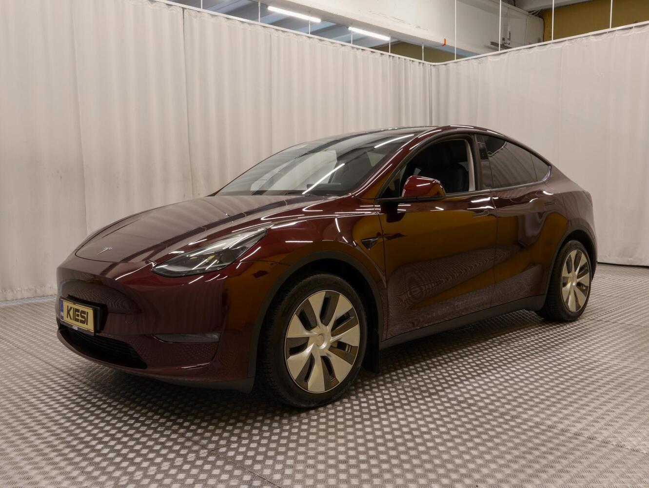 Tesla Model Y vaihtoauto