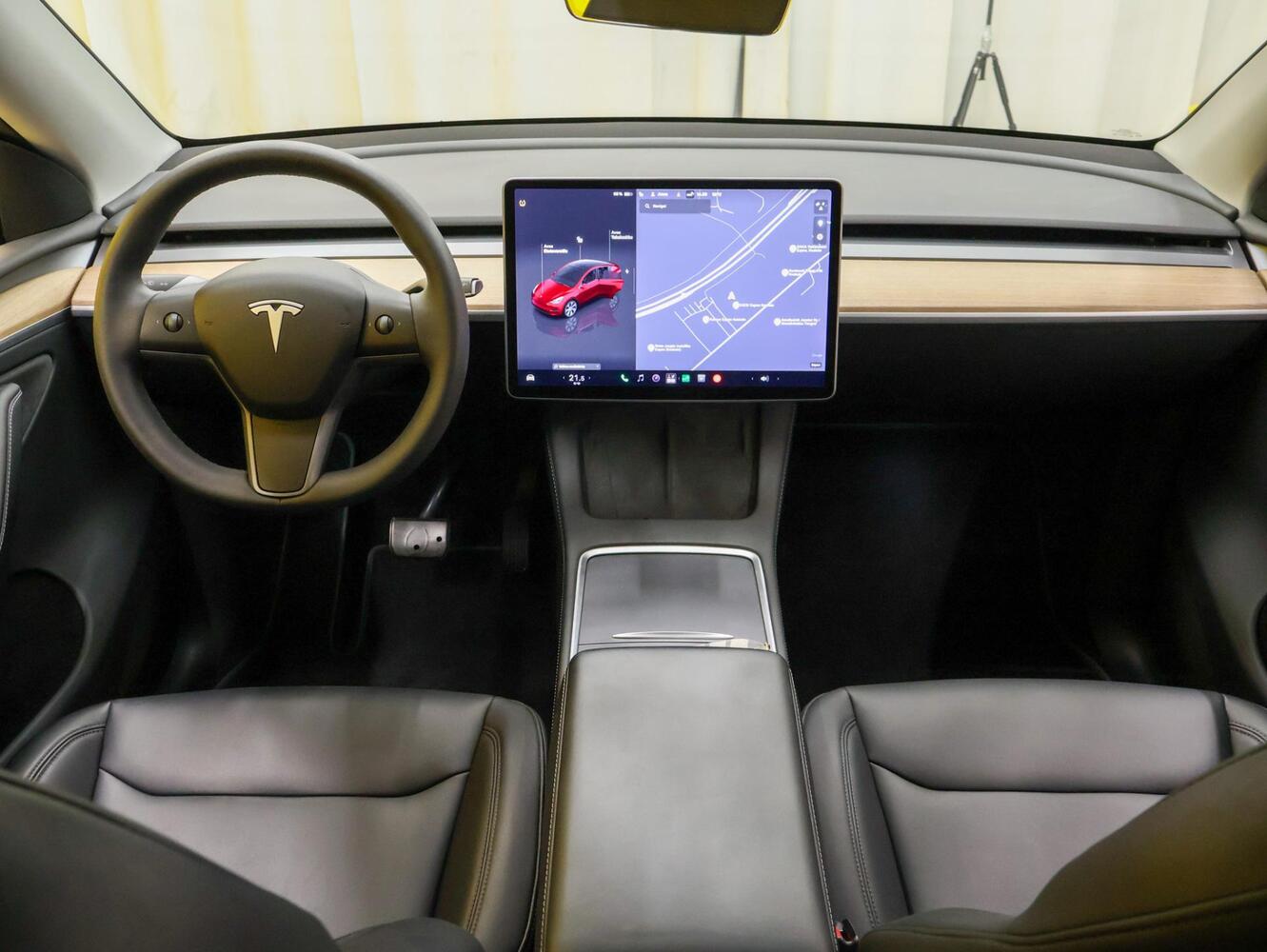 Tesla Model Y vaihtoauto