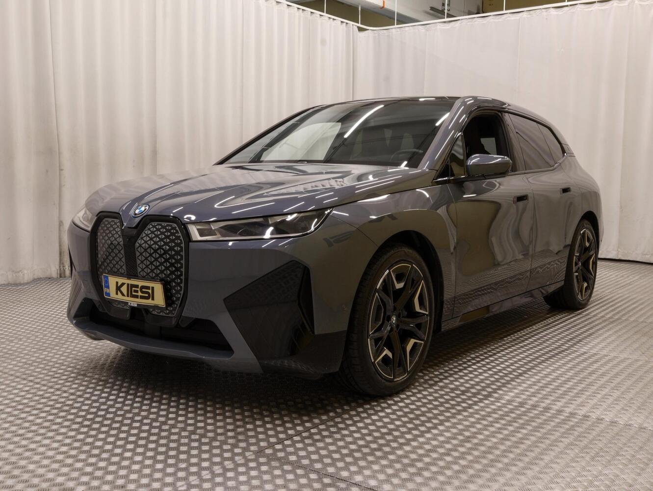 BMW iX vaihtoauto