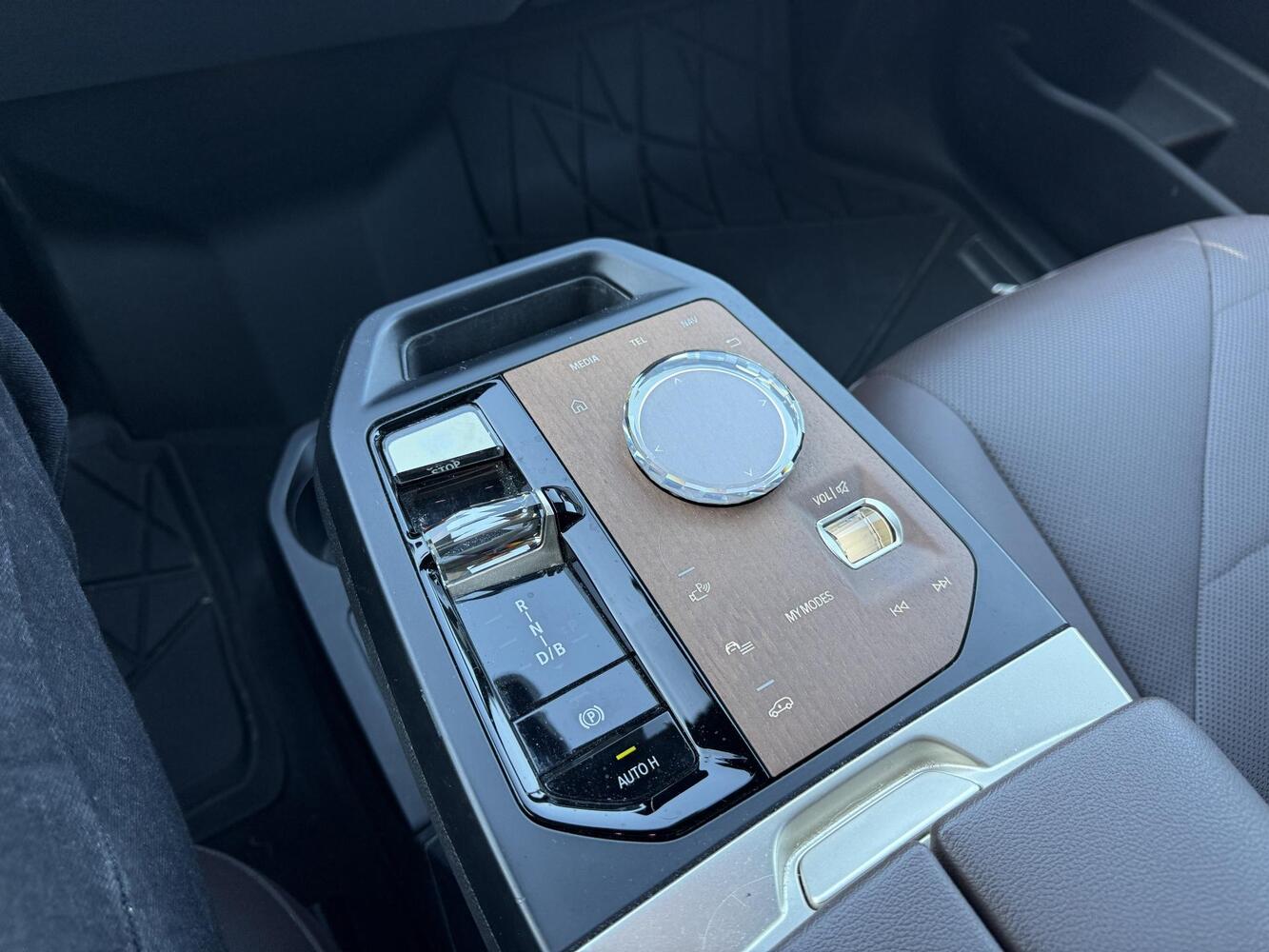 BMW iX vaihtoauto