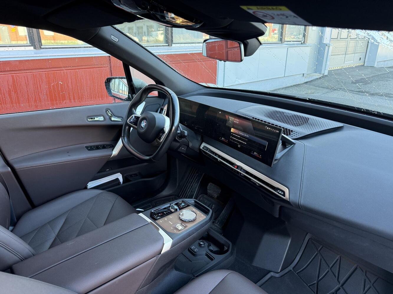BMW iX vaihtoauto