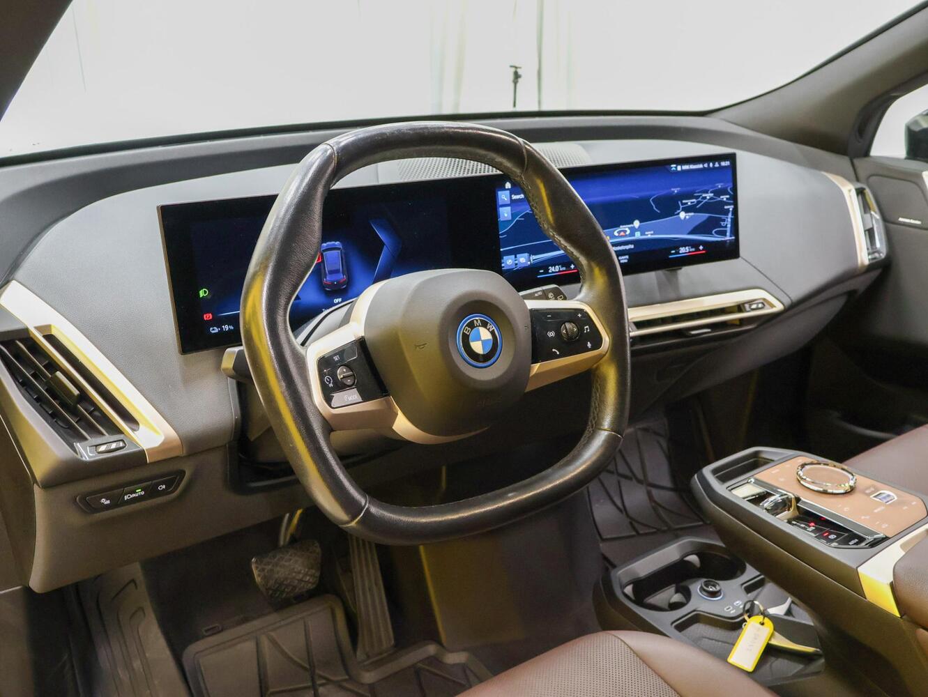 BMW iX vaihtoauto
