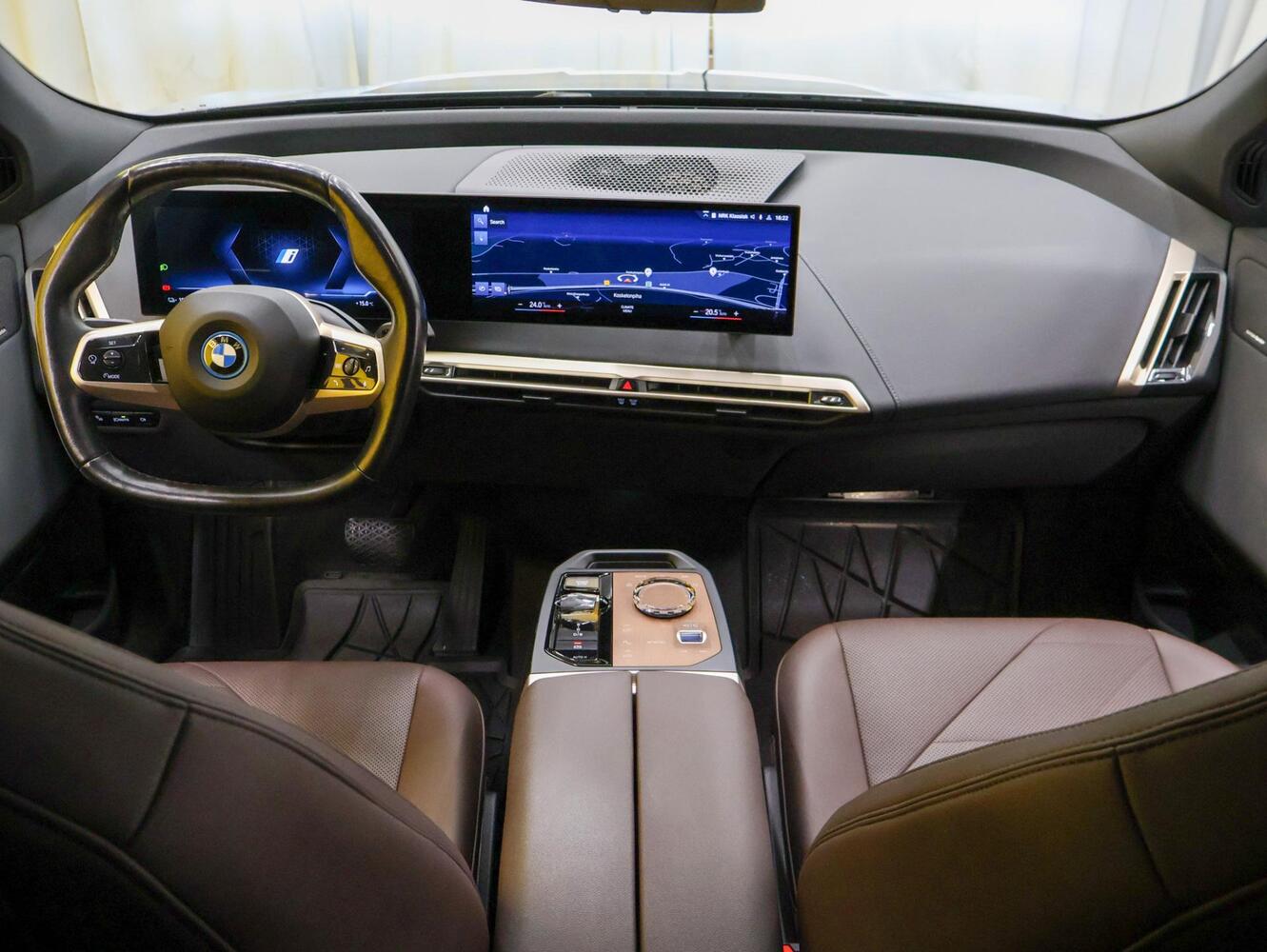 BMW iX vaihtoauto