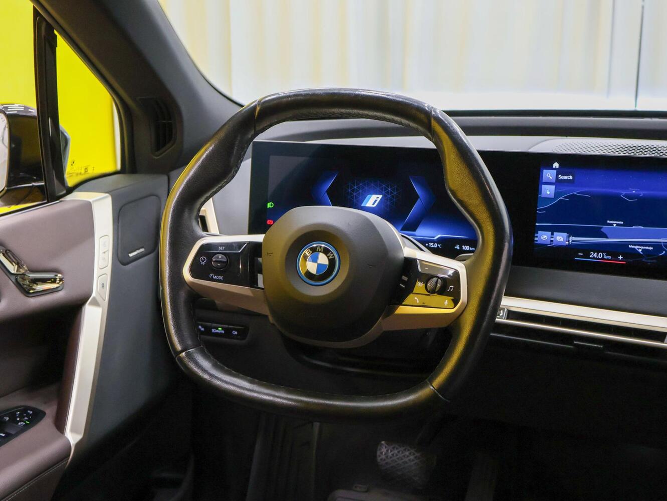 BMW iX vaihtoauto