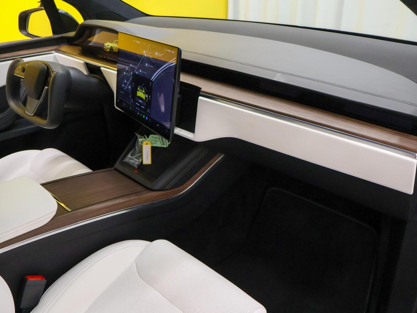 Tesla Model X vaihtoauto