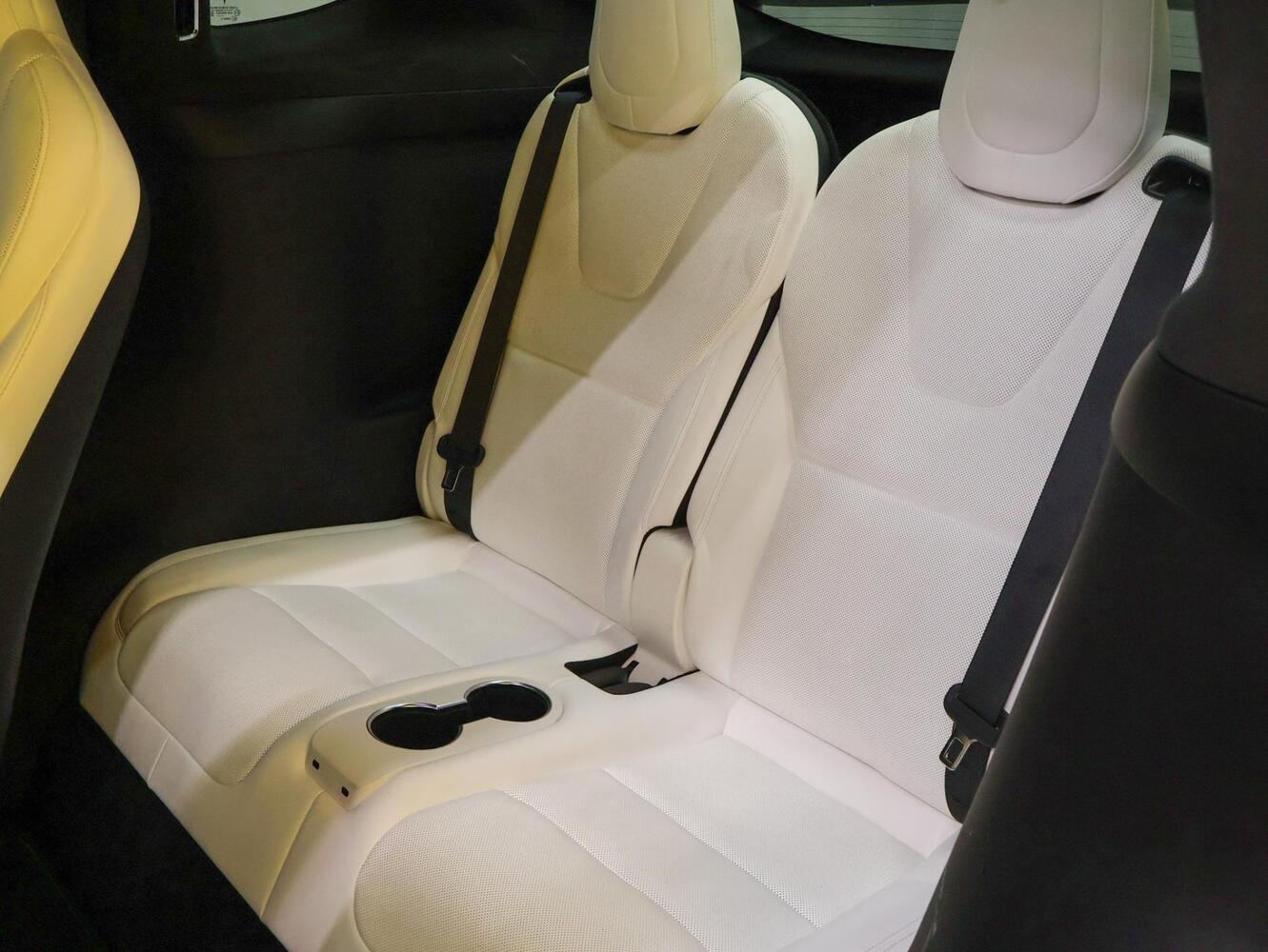 Tesla Model X vaihtoauto