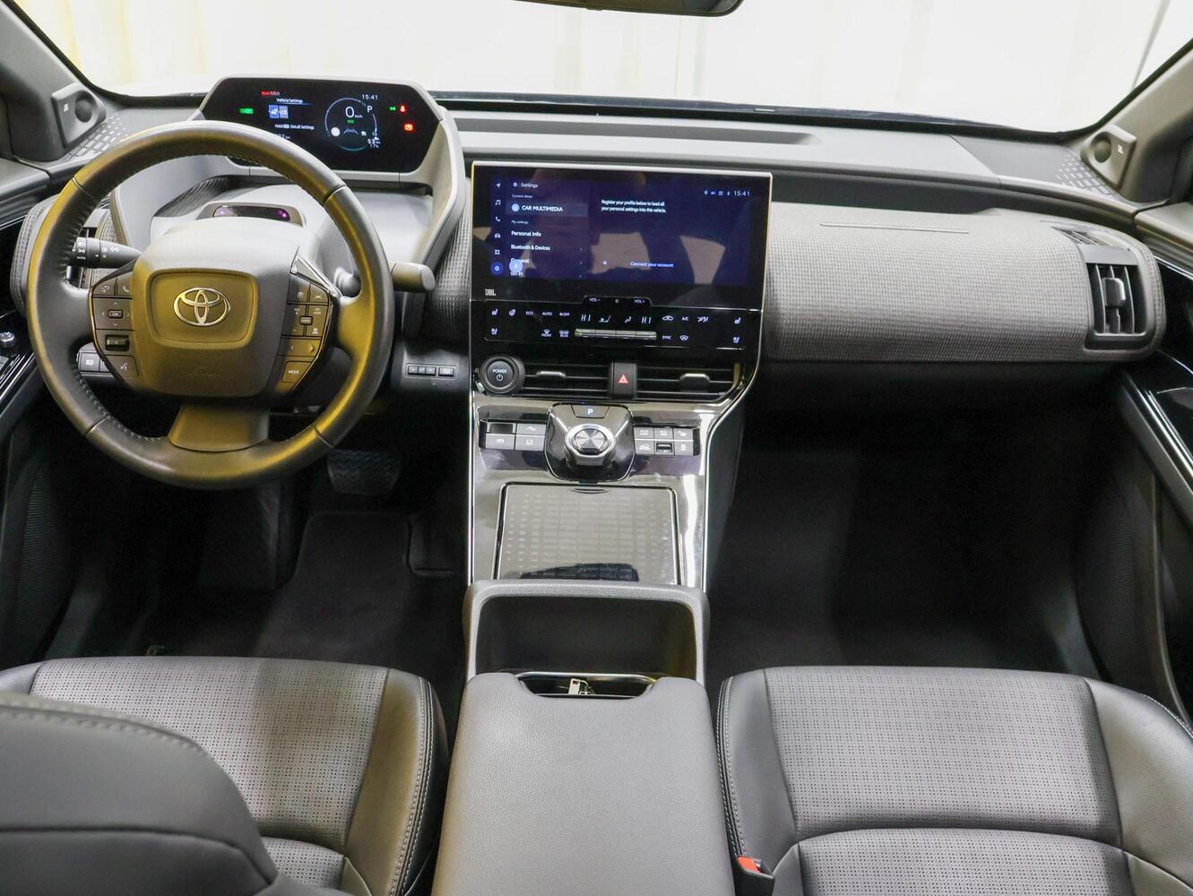 Toyota bZ4X vaihtoauto