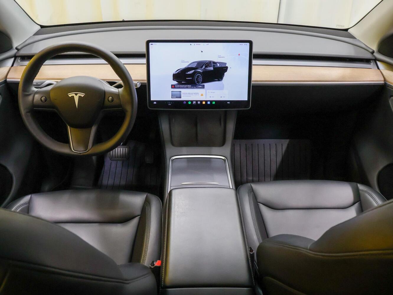 Tesla Model Y vaihtoauto