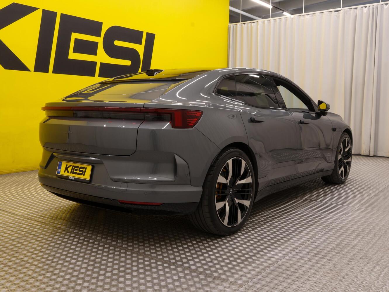 Polestar 4 vaihtoauto