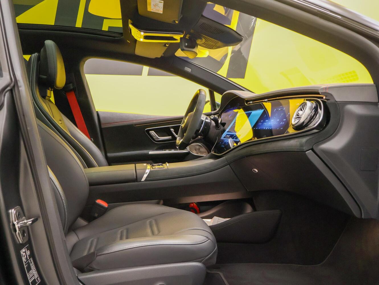 Mercedes-Benz EQE vaihtoauto
