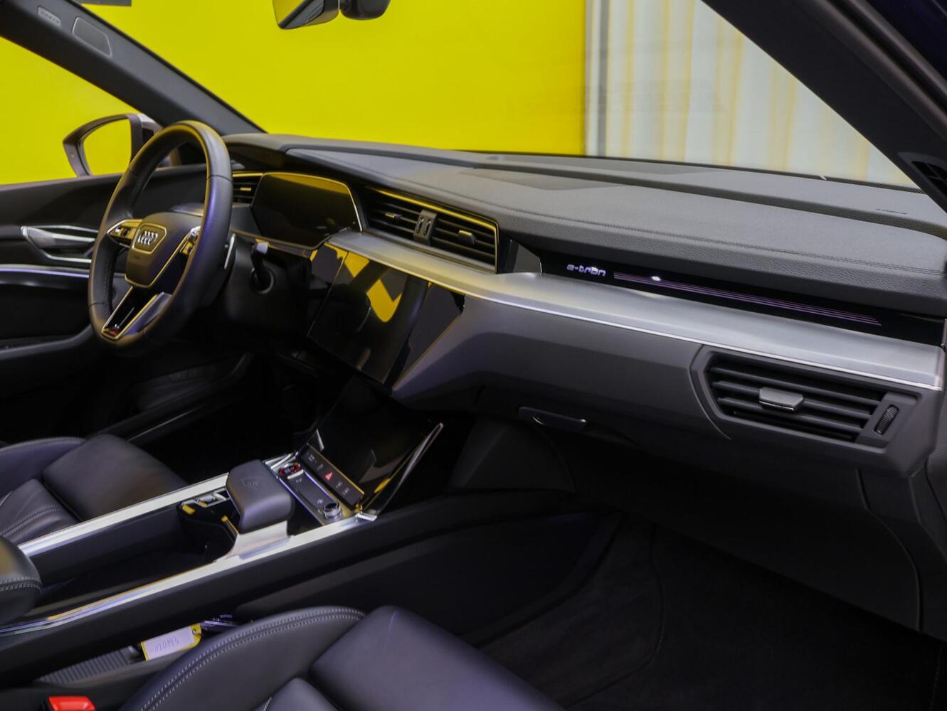 Audi e-tron vaihtoauto