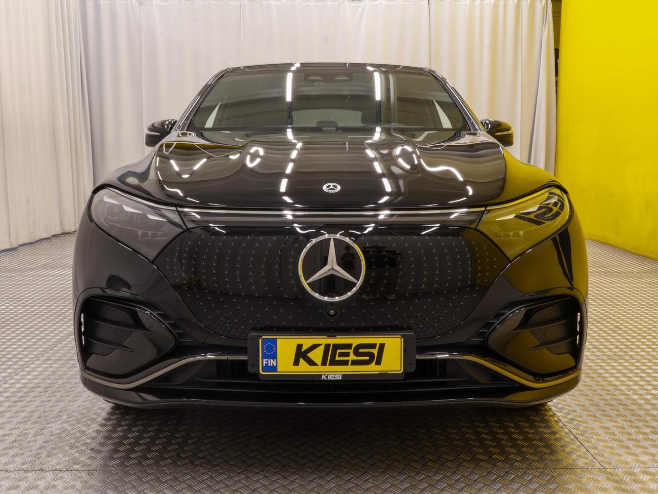 Mercedes-Benz EQS vaihtoauto