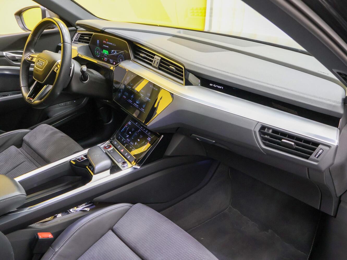 Audi e-tron vaihtoauto