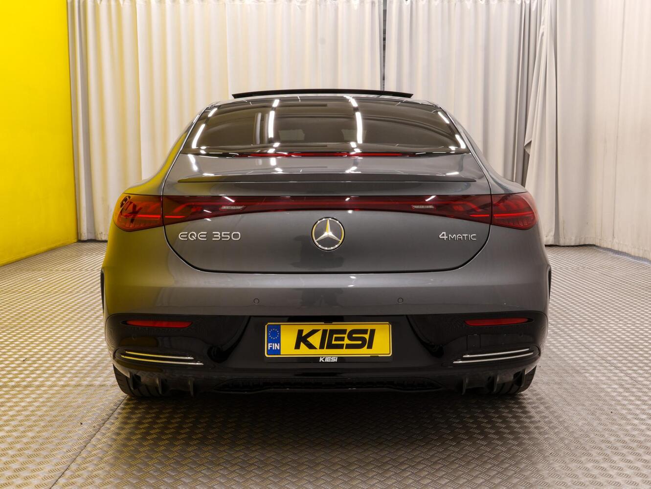 Mercedes-Benz EQE vaihtoauto