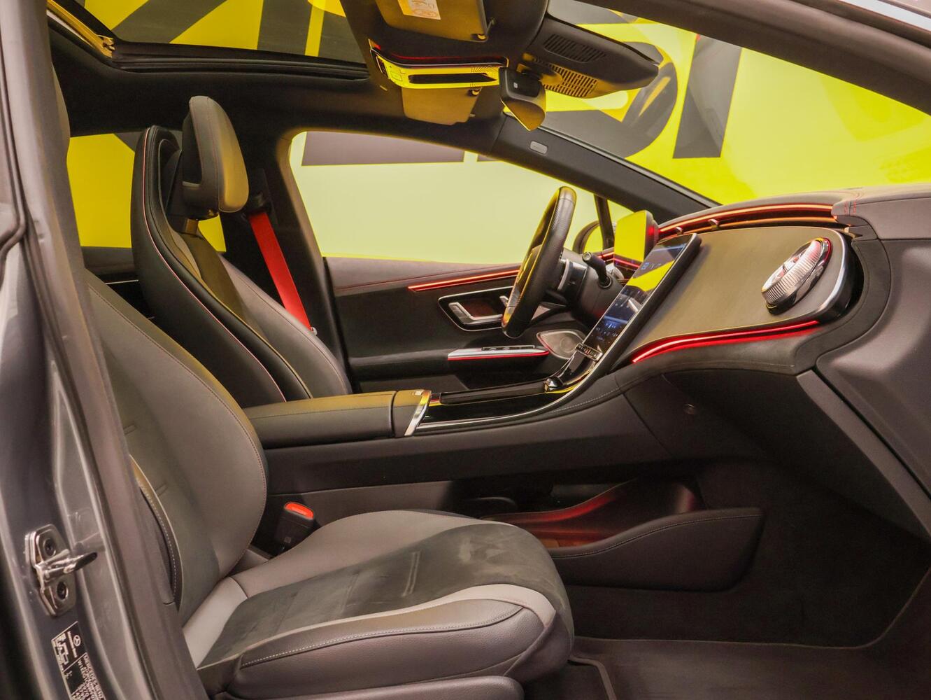 Mercedes-Benz EQE vaihtoauto