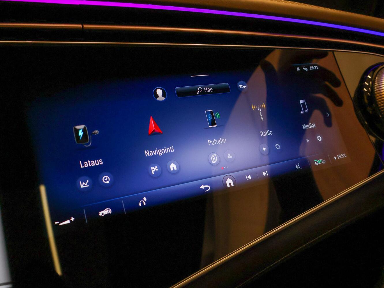 Mercedes-Benz EQE vaihtoauto