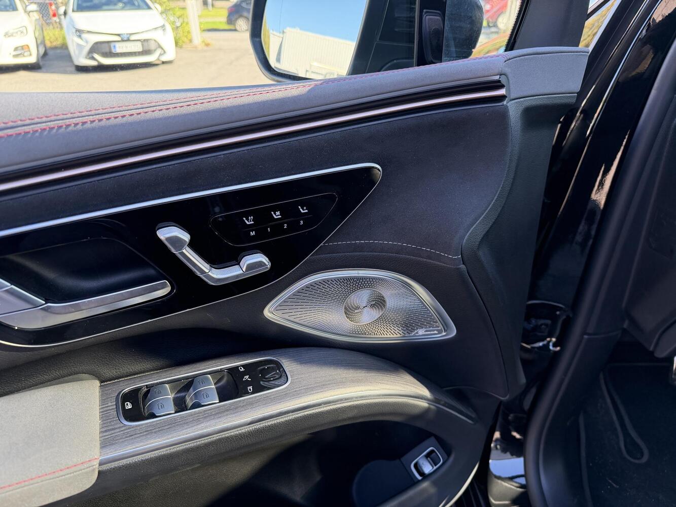 Mercedes-Benz EQS vaihtoauto