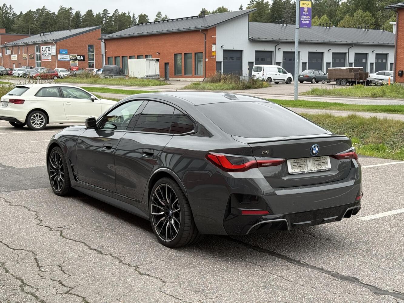 BMW i4 M50 vaihtoauto