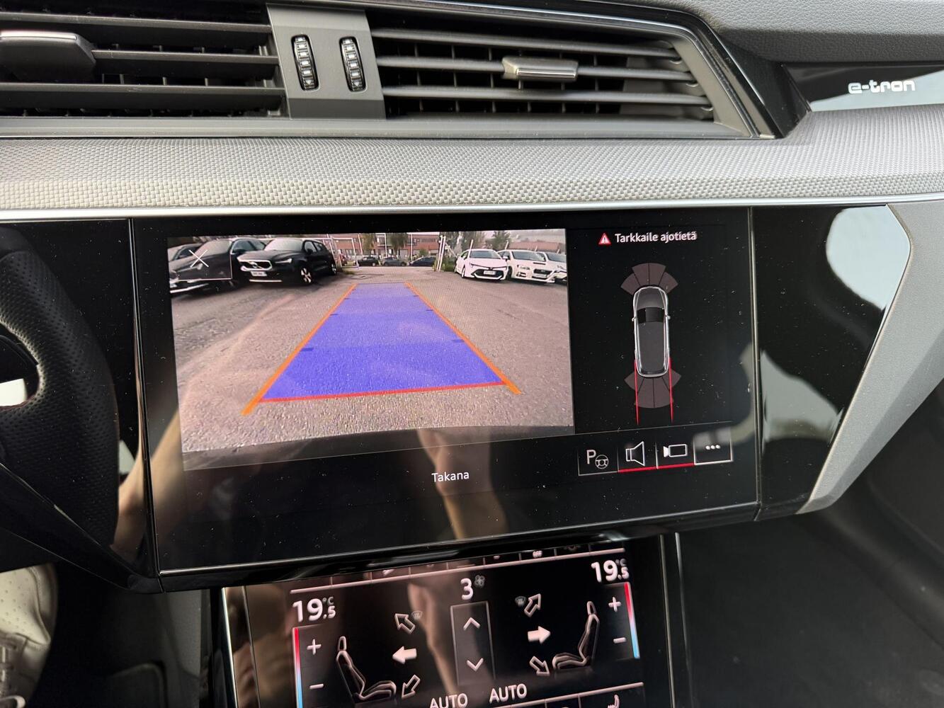 Audi Q8 e-tron vaihtoauto