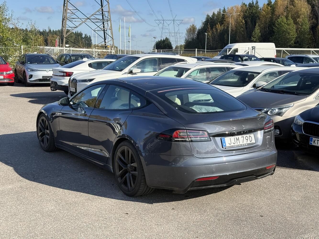 Tesla Model S vaihtoauto
