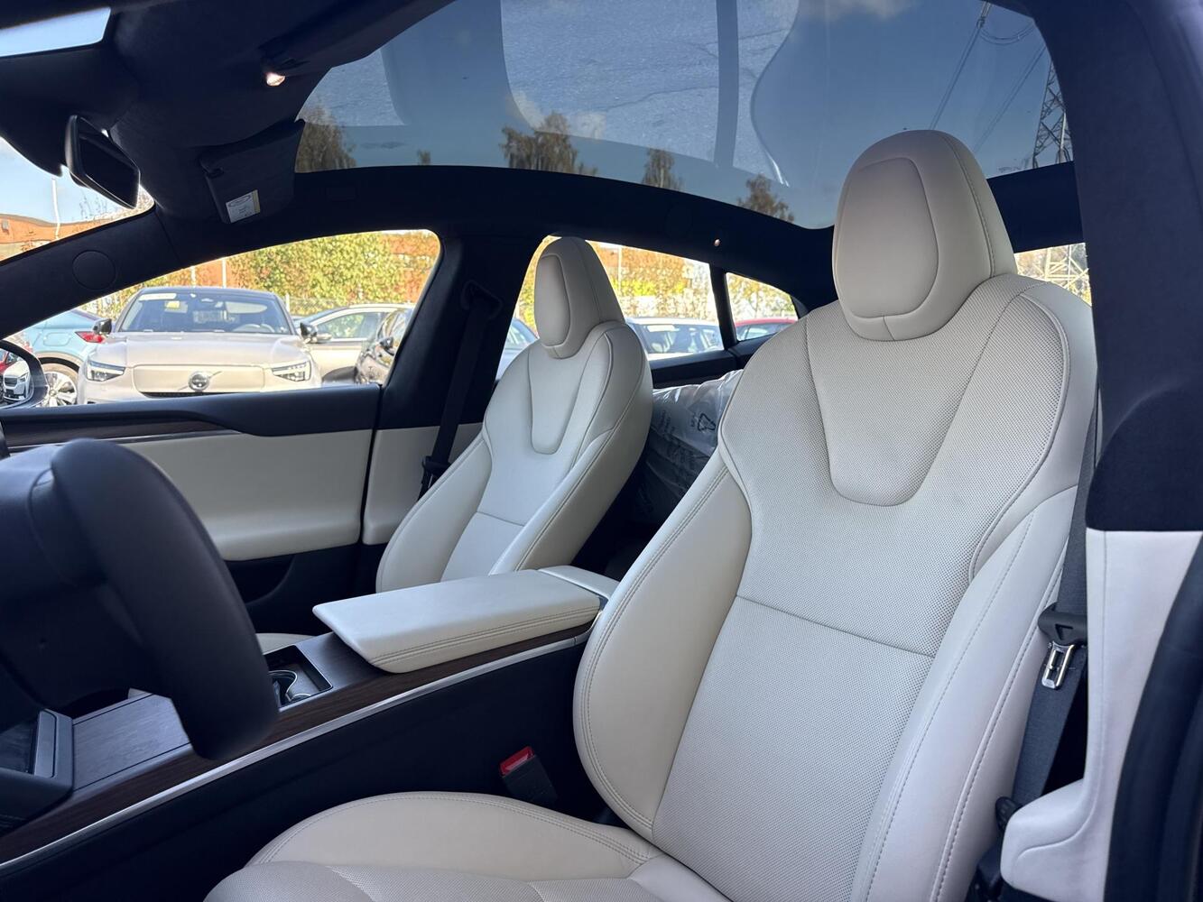 Tesla Model S vaihtoauto