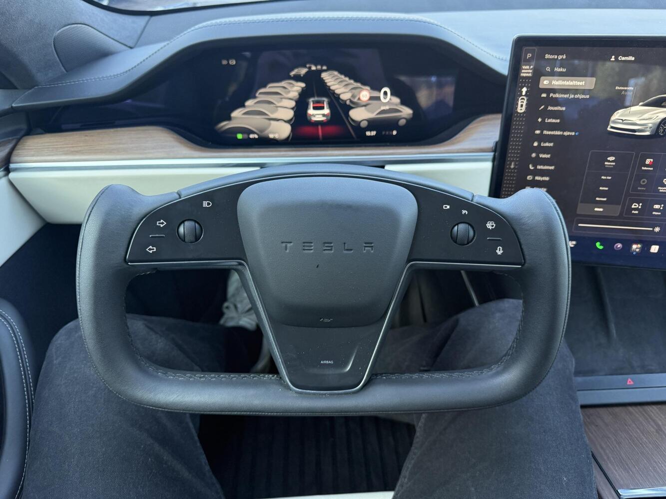 Tesla Model S vaihtoauto