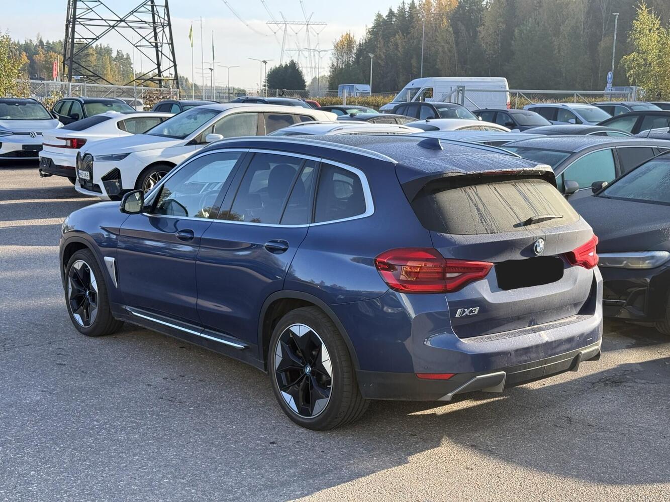 BMW iX3 vaihtoauto