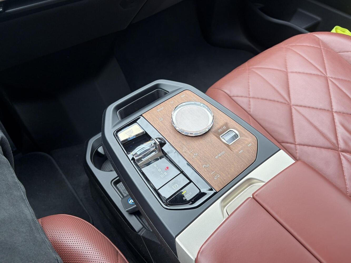 BMW iX vaihtoauto