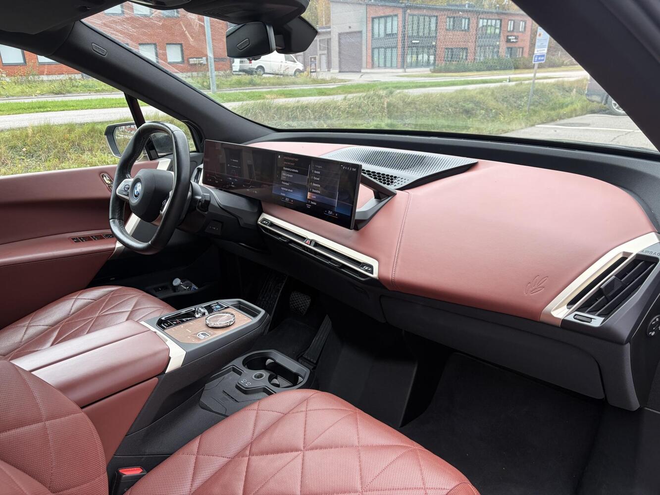 BMW iX vaihtoauto