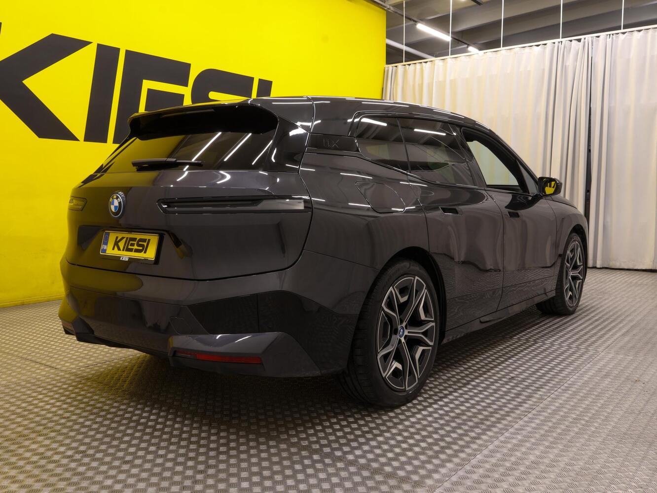 BMW iX vaihtoauto