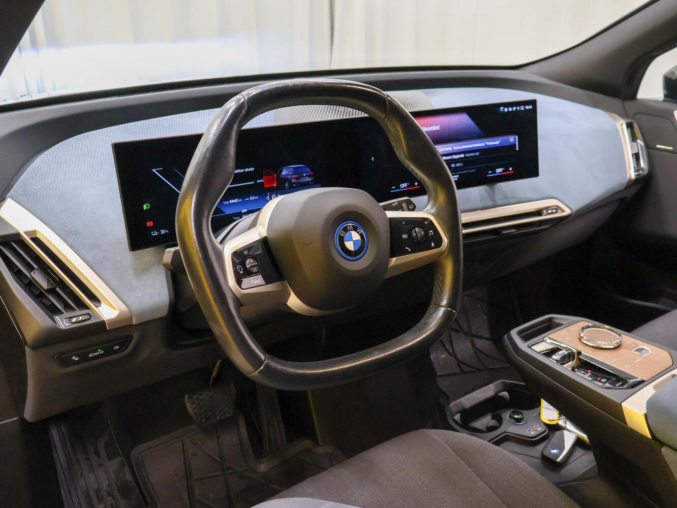 BMW iX vaihtoauto