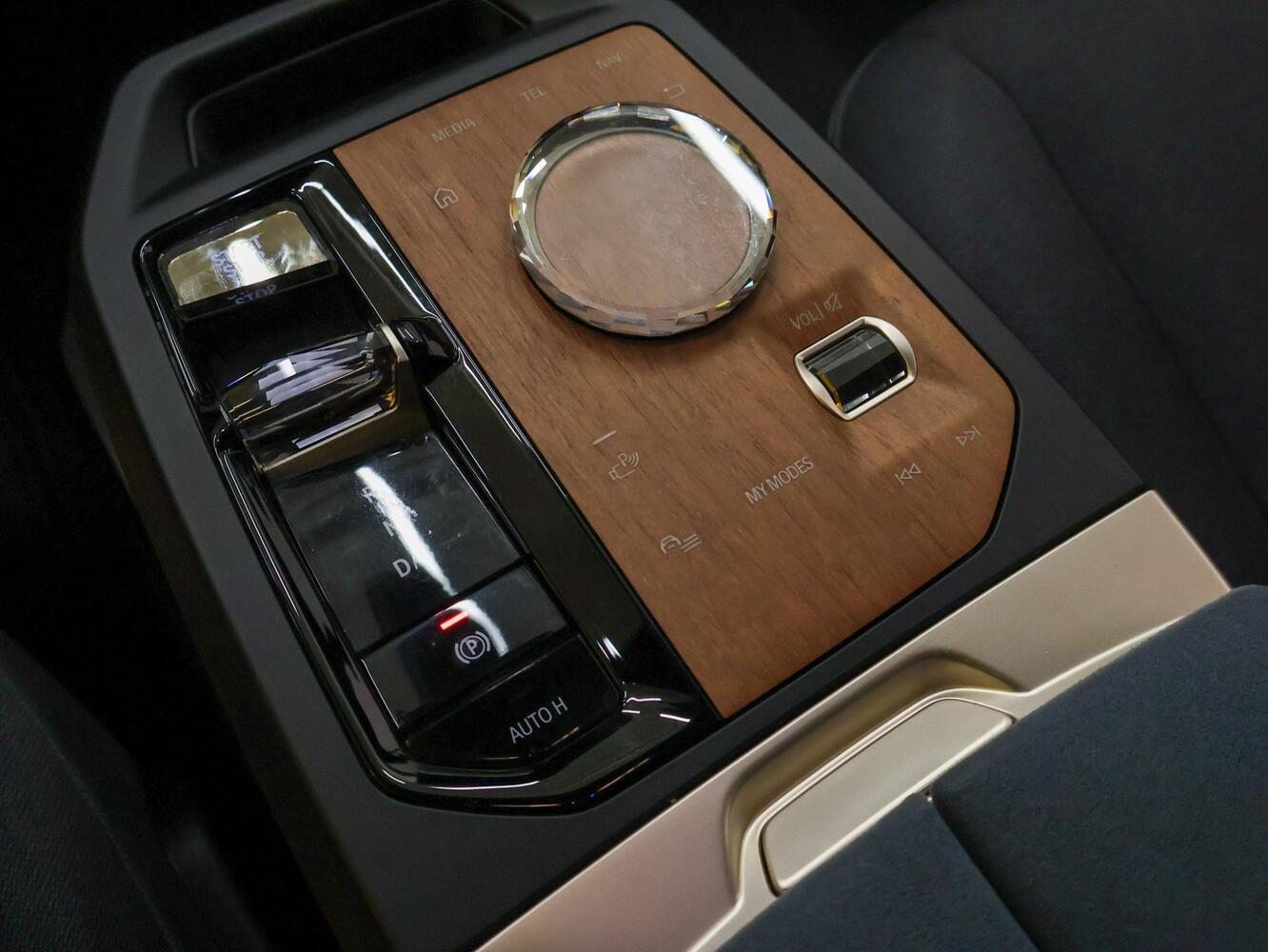 BMW iX vaihtoauto