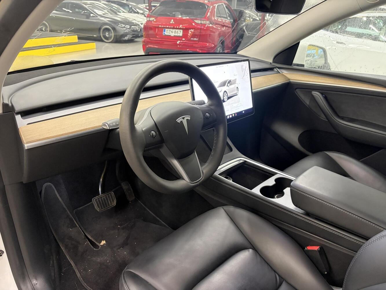 Tesla Model Y vaihtoauto