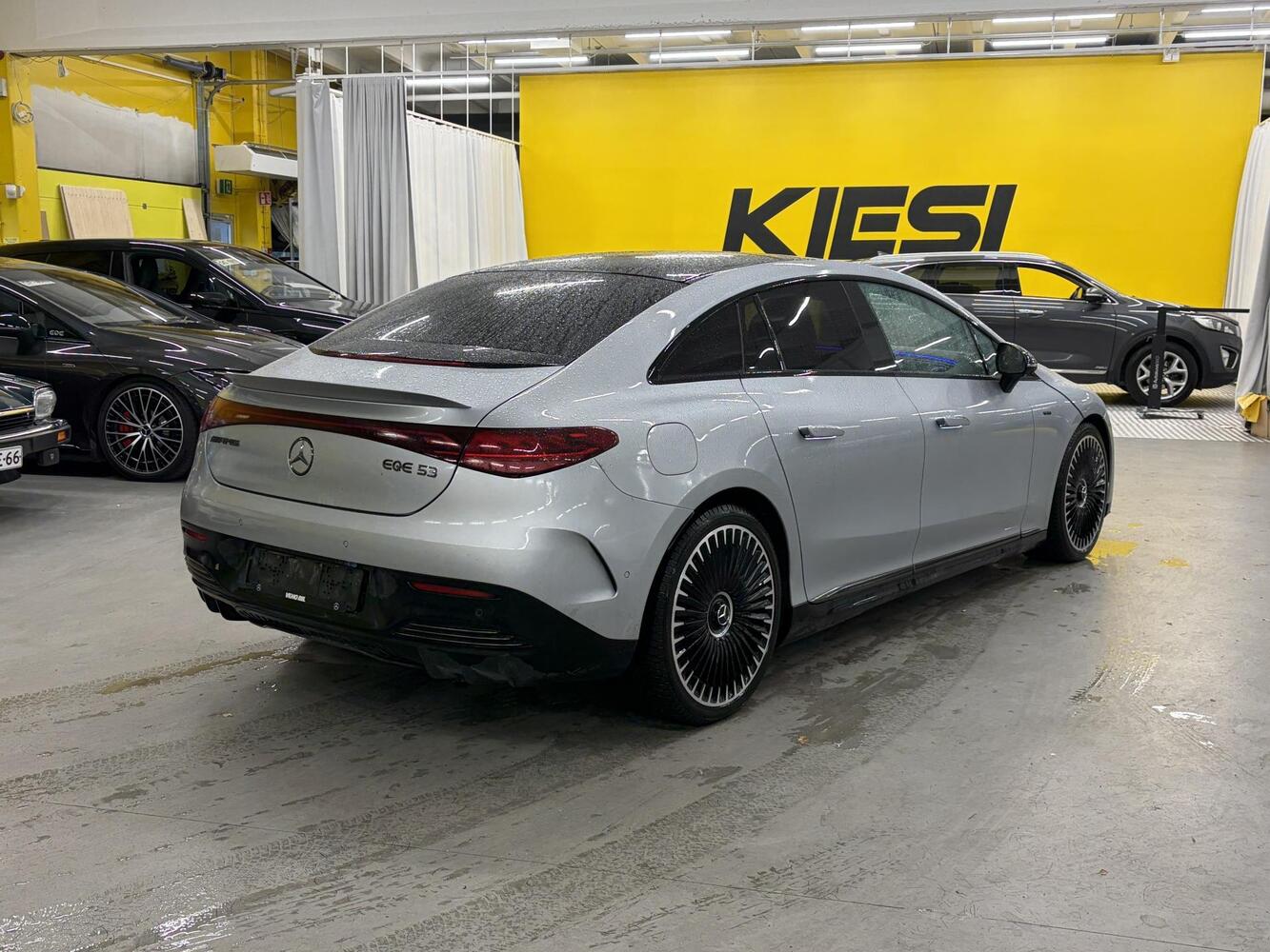 Mercedes-Benz EQE vaihtoauto