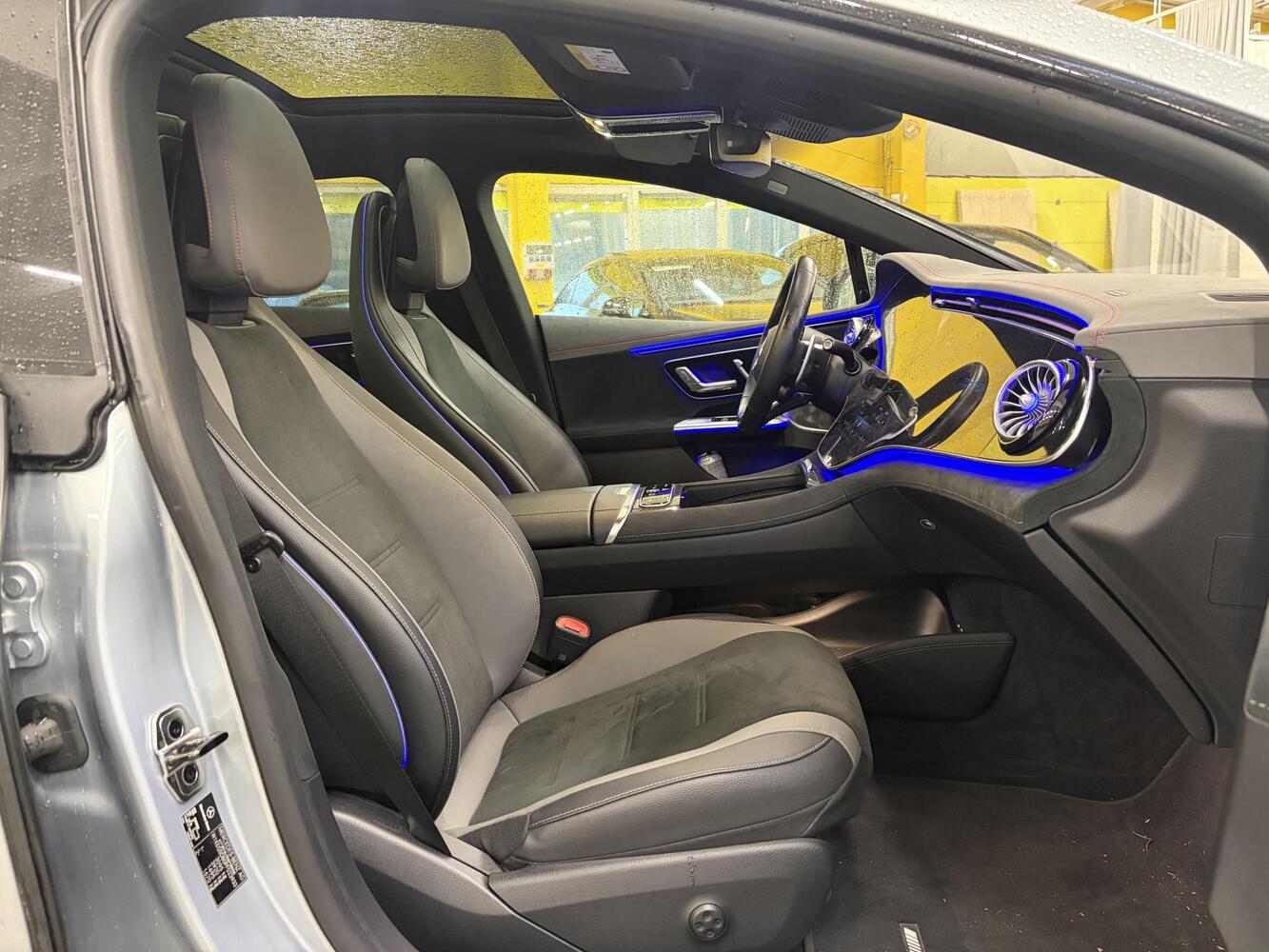 Mercedes-Benz EQE vaihtoauto
