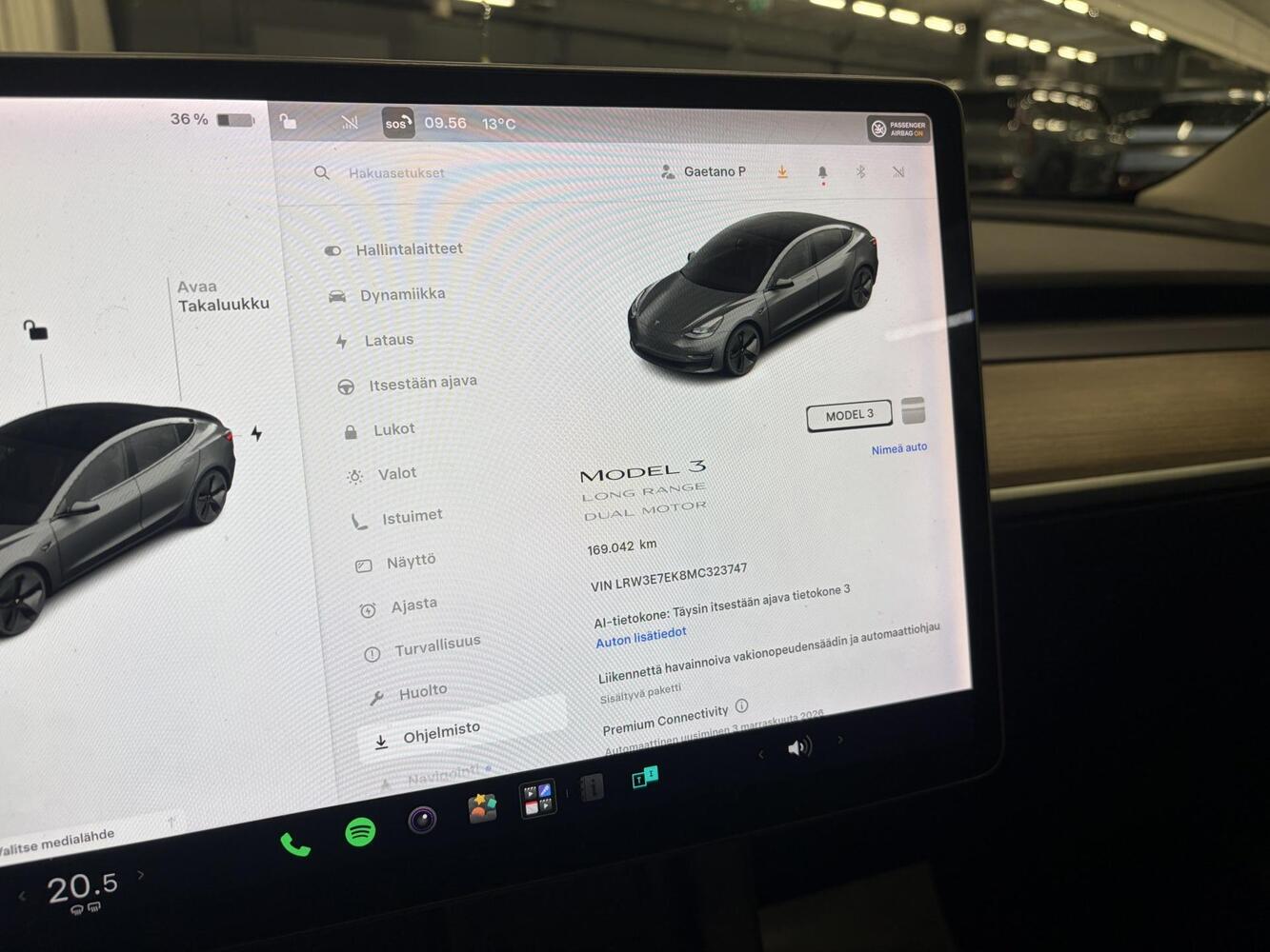 Tesla Model 3 vaihtoauto