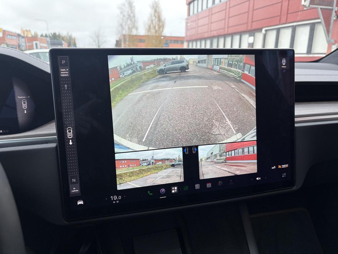 Tesla Model X vaihtoauto