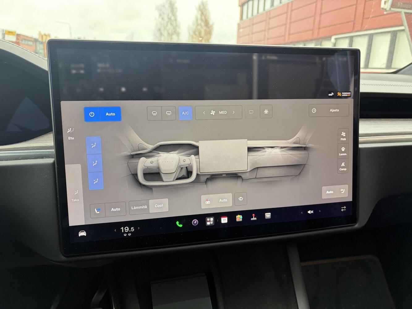 Tesla Model X vaihtoauto