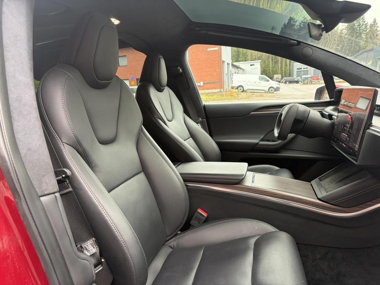 Tesla Model X vaihtoauto