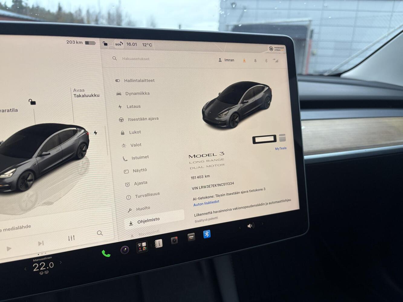 Tesla Model 3 vaihtoauto