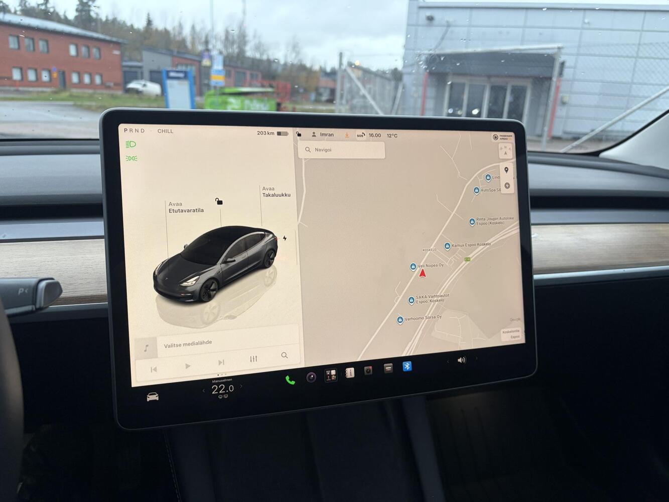 Tesla Model 3 vaihtoauto